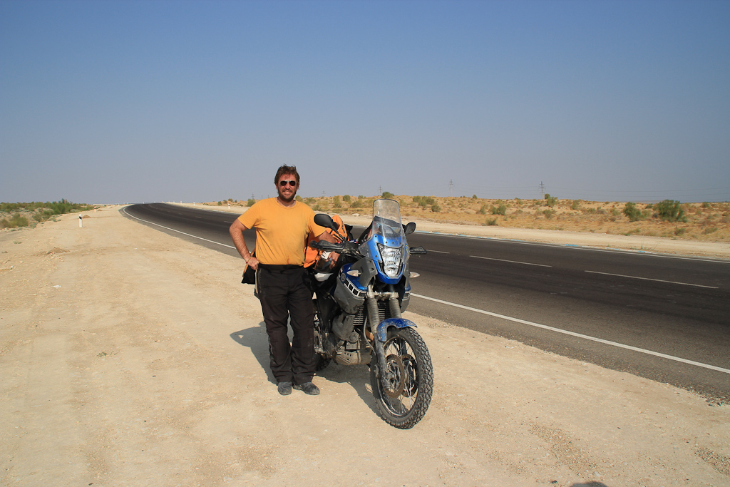 Desert roads of Uzbekistan 21 1188